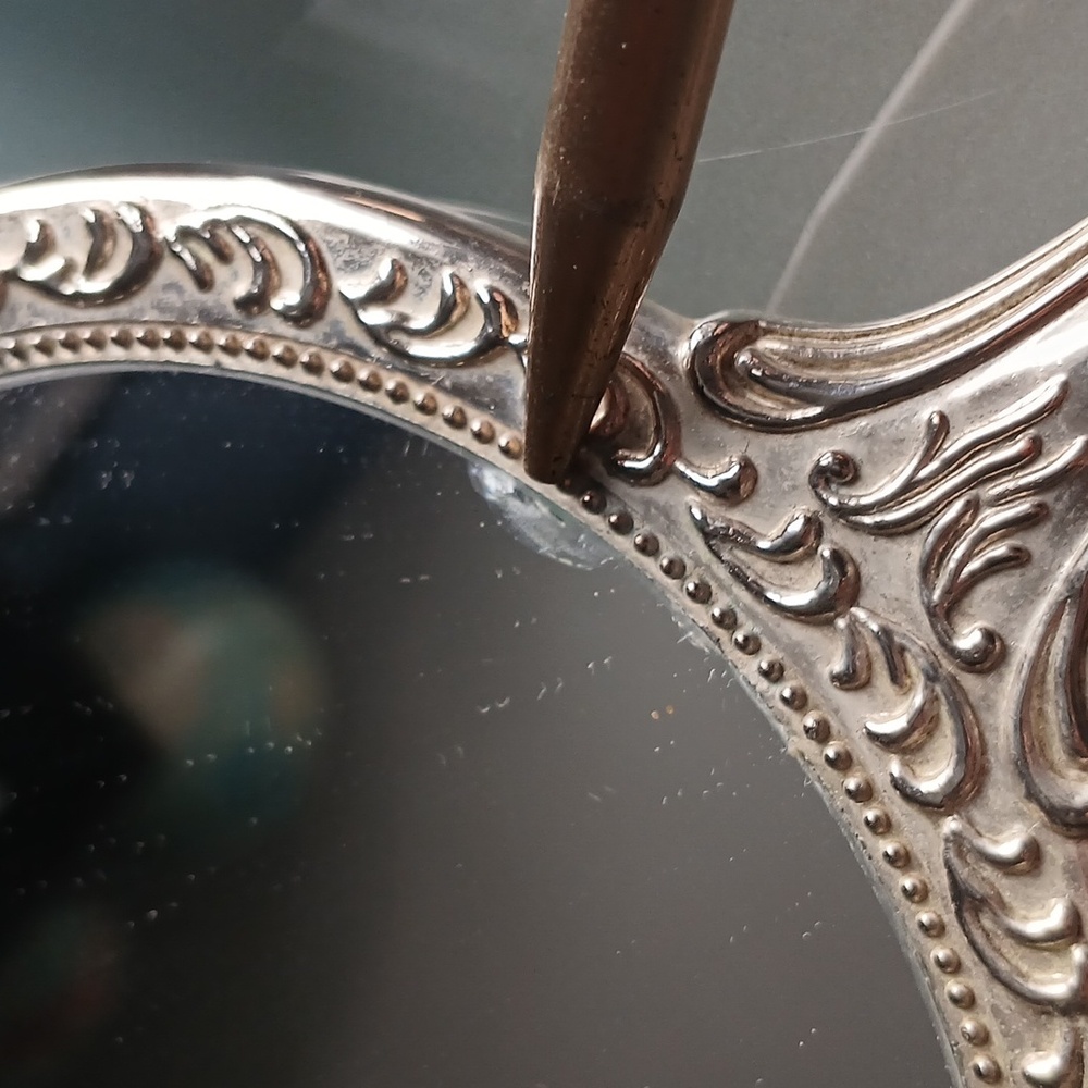 Vintage Ladies grooming Mirror, Brush and Comb. - Picture 5 of 11